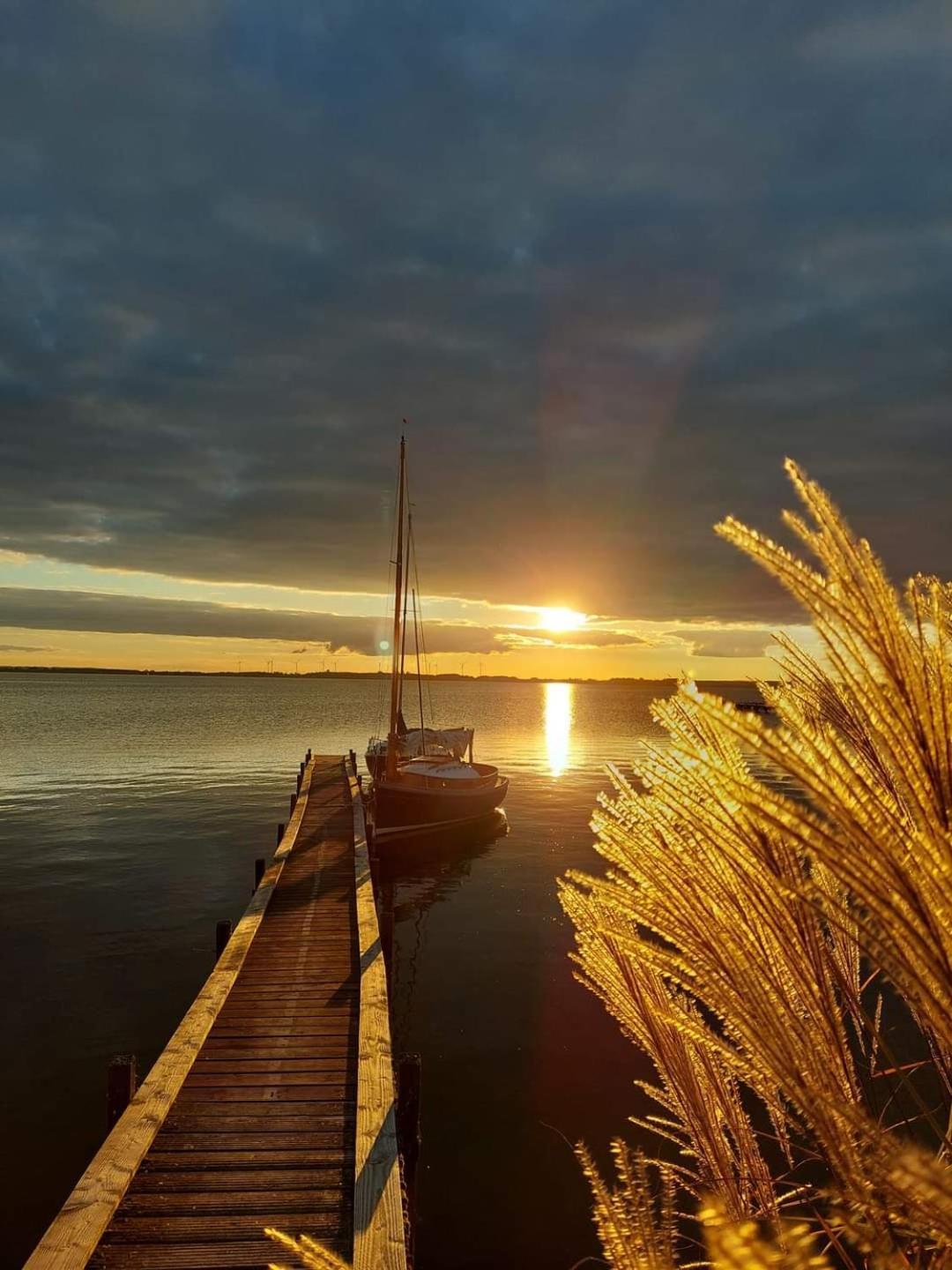 Duemmerliebe Mit Garten, 10 Min. Fusslaeufig Zum See Hüde Εξωτερικό φωτογραφία